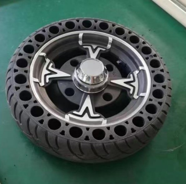 Tempo de entrega Dentro de 25 dias 3.00-8 Pneus sólidos para scooters Conteúdo de borracha 55%