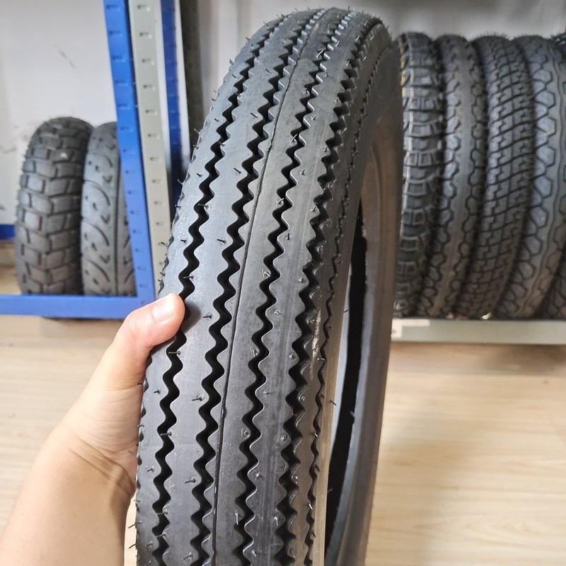 Sawtooth Vintage Pneus de Motocicletas Pneus 5.00-16 4.50-18 com Borracha Natrual em Qingdao