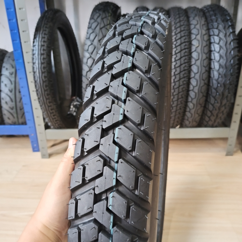 6pr/8pr Pneus de borracha natural para motocicletas e tubos interiores de pneus com Emark aprovado 3.50-18