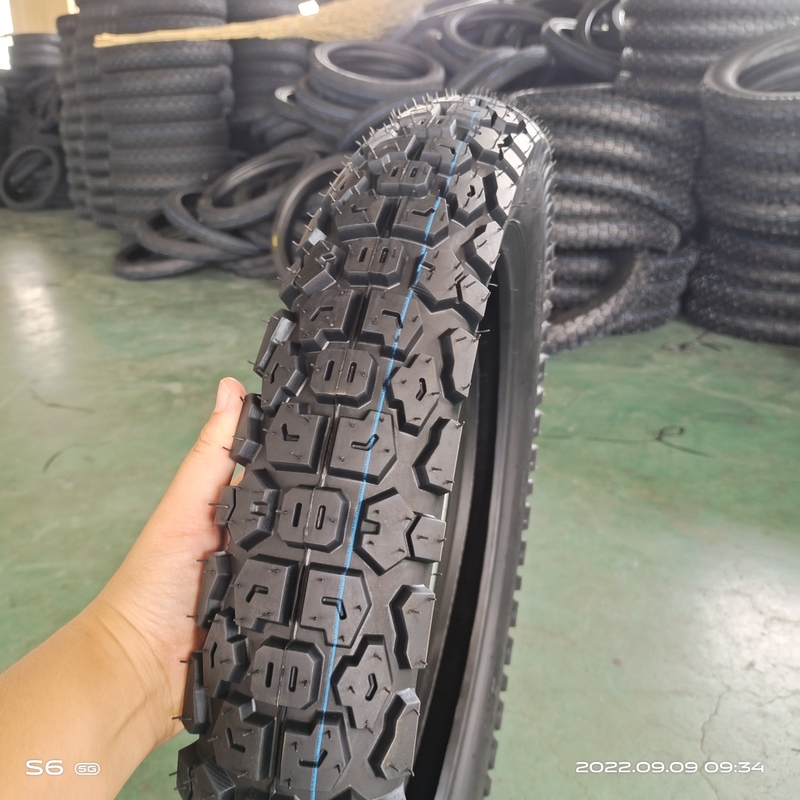 Pneus sem tubo de motocicleta preto TT Pneus 3.50-18 do mercado de Qingdao