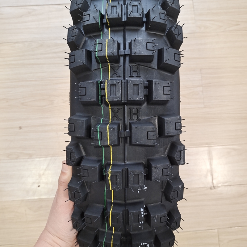 Pneus de motocicleta de 17 polegadas PR 3.00-17 para TVS e Honda Dio Para substituição/reparação