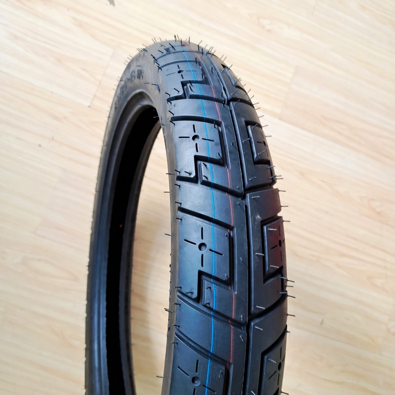 90/90-18 Pneus redondos de borracha preta para motocicletas para OEM Aceitável e 6pr/8pr Ply Rating