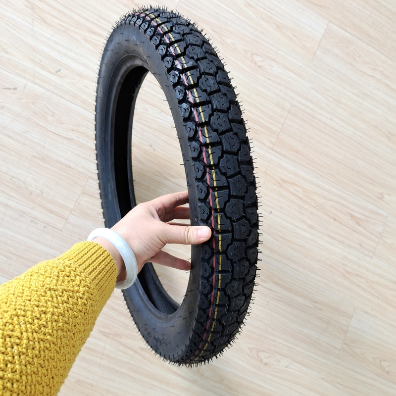 6PR/8PR Ply Rating 3.00-17 Pneus de motocicleta feitos de aço de borracha natural Nylon Perfeito