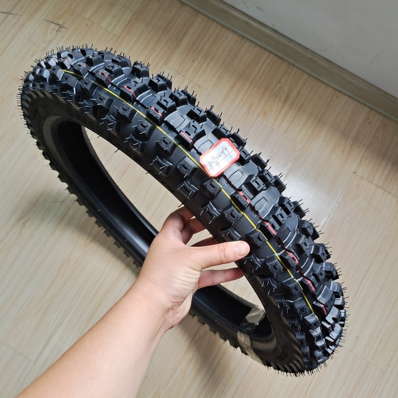 Pneus para motocicletas de corrida 80/100-19 com classificação Ply 6pr/8pr e 35%-55% de teor de borracha