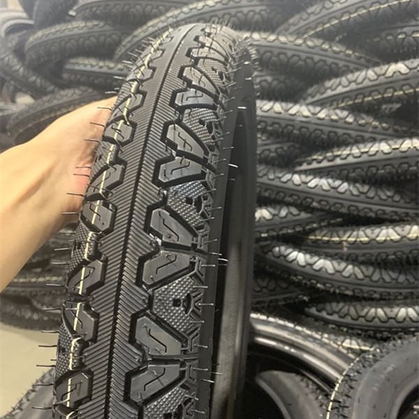 Rodas e pneus de motocicletas para 3.00-17 Porto de carregamento Porto de Qingdao Força de tração 10.5