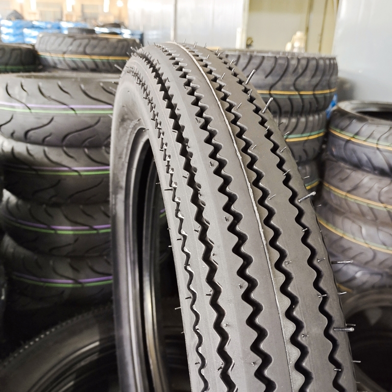4.50-18 4.00-19 4.50-19 5.00-17 Pneus de motocicleta com prazo de entrega dentro de 25 dias