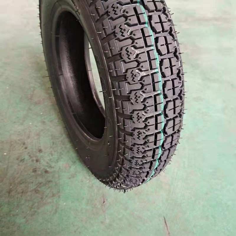 Pneus acessíveis de motocicletas 3,50-8 no mercado africano com 35%-55% de conteúdo de borracha