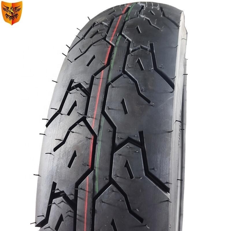 130/90-15 Pneus de motocicleta Bajaj Boxer 6PR/8PR fabricados em casa com teor de borracha de 35% a 55%