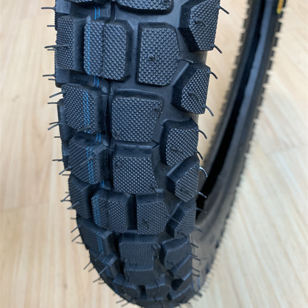 3.00-18 Pneus de rodas de motocicleta para o mercado africano Tempo de entrega dentro de 25 dias Durável