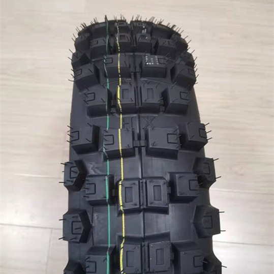 140/80 18 Pneus de motocicleta com 20000 KM de duração e 5000 unidades de capacidade de produção diária