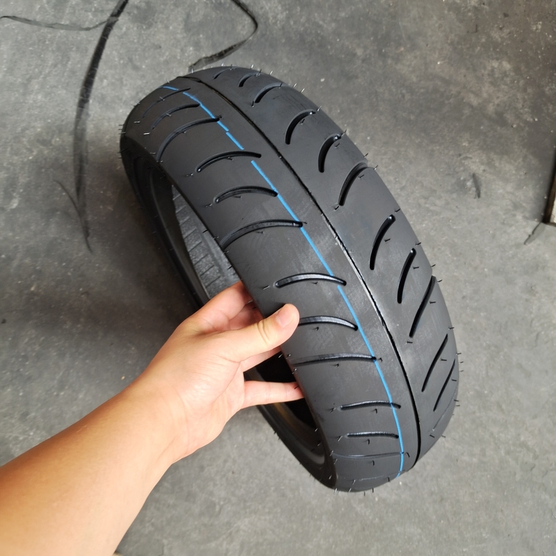 Matéria-Prima Natureza Borracha Aço Nylon 130/60-13 8ply Rate Pneus de Motocicleta