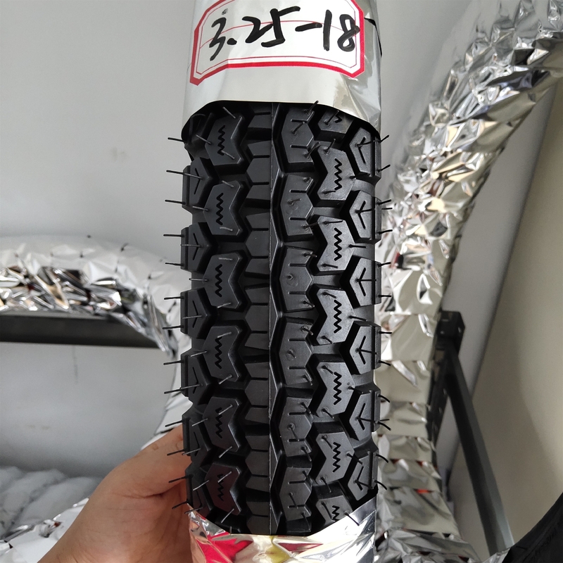 Super 110/90-18 Pneus de borracha para motocicletas e OEM aceitação 3,5 kg peso