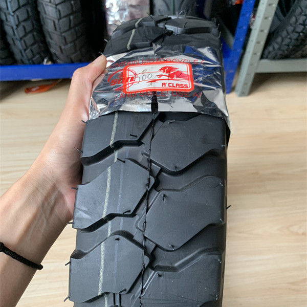 Cadeia de pneus de motocicleta para 500-12 Pneus de potência 10,5 Força de tração 20000 KM Vida útil