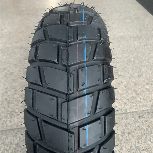 Pneus para motocicletas 130/90-10 de carga no porto de Qingdao para outros sistemas de carroçaria de motocicletas