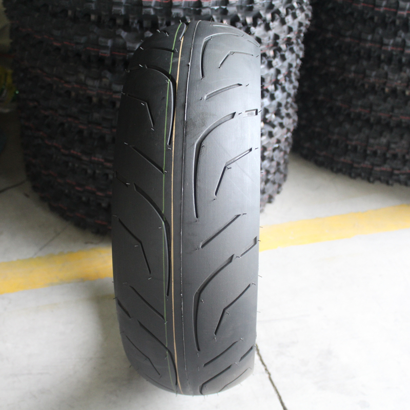 Pneus sem tubo de motocicleta de alta capacidade de carga 180/50/17 TL para sua motocicleta