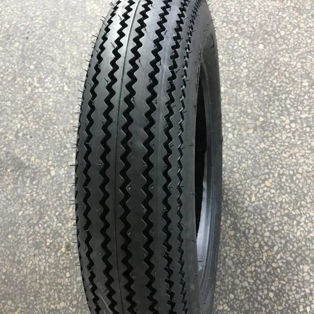 Pneus de motocicleta de padrão de dente de serra 4.50x17 450-17 450/17 para carregamento Porto Porto Qingdao