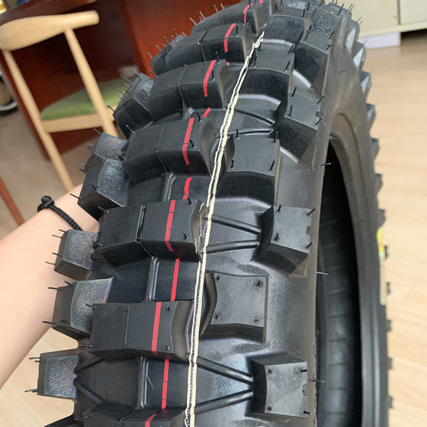 Direto Deep Design Pneus de Motocicleta 110/100-18 para o Mercado Africano e Acessível