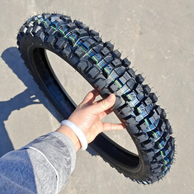 Pneus para motocicletas off-road 3.00-21 para motocross Tempo de entrega dentro de 25 dias