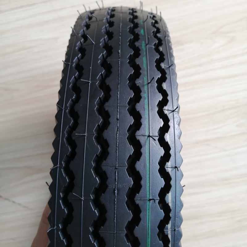 Duração de vida útil de 20000 KM e capacidade de produção de pneus de motocicletas de 4,00-8 pcs por dia