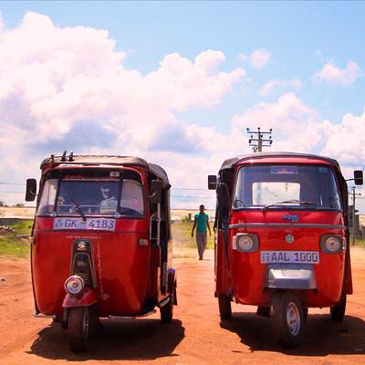 4.00-8 Tamanho do pneu Tuk Tuk MRF Pneus de tubo de três rodas para substituição/reparação