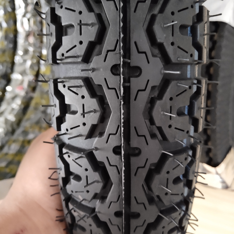 Caixa de pneus 3.50-16 Pneus de motocicleta com resistência à tração de 10.5